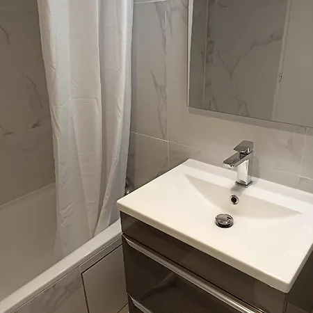 דירה Agreable 4 Personnes קאוטרט