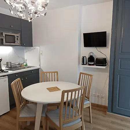 Agreable 4 Personnes דירה *